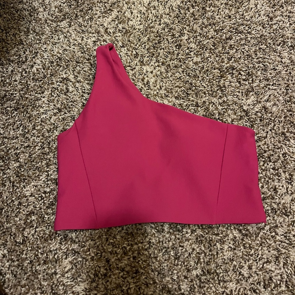 WILO sports bra